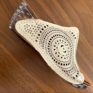 NWOT La Pinta Open Toe Wedges size 40 (9)